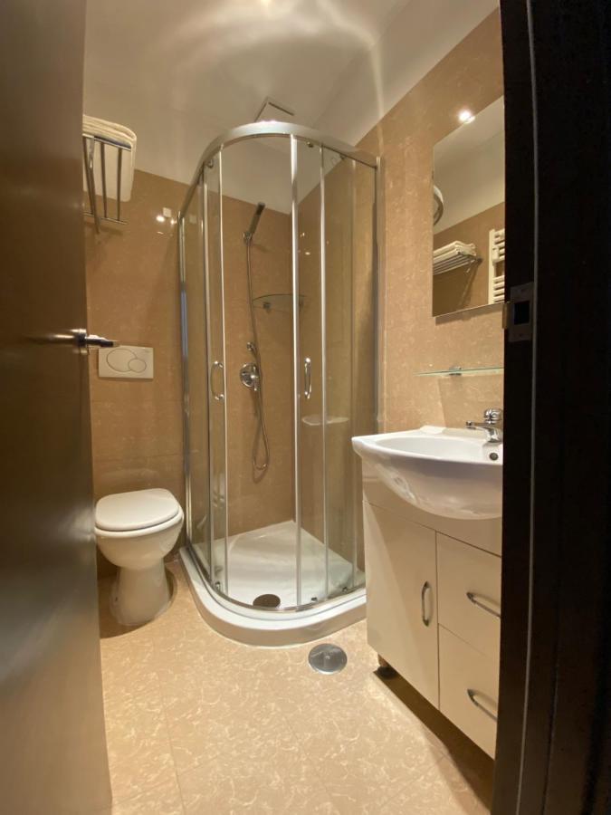 Euro Star Guest House Рим Екстериор снимка