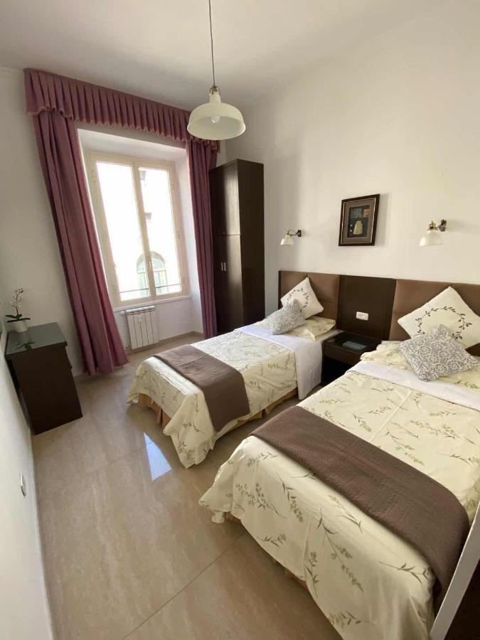 Euro Star Guest House Рим Екстериор снимка