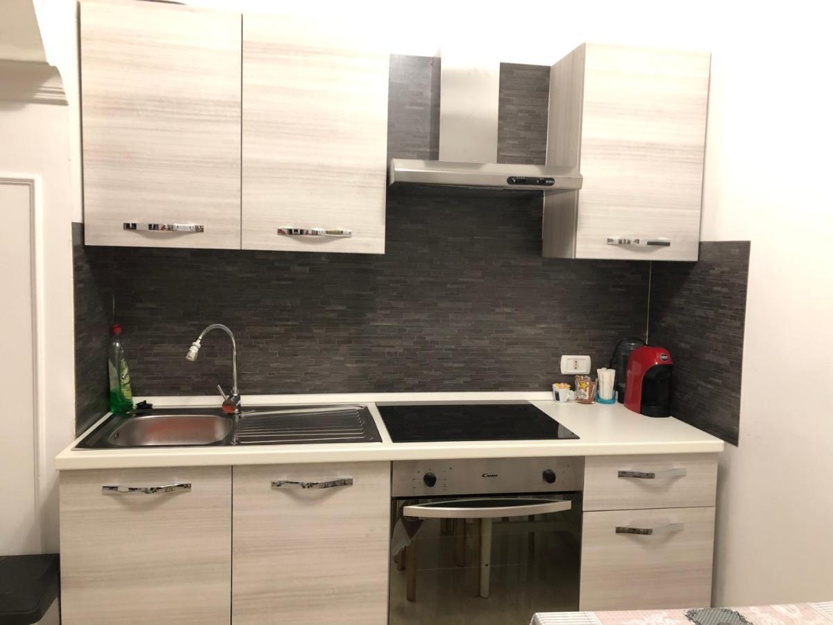 Euro Star Guest House Рим Екстериор снимка